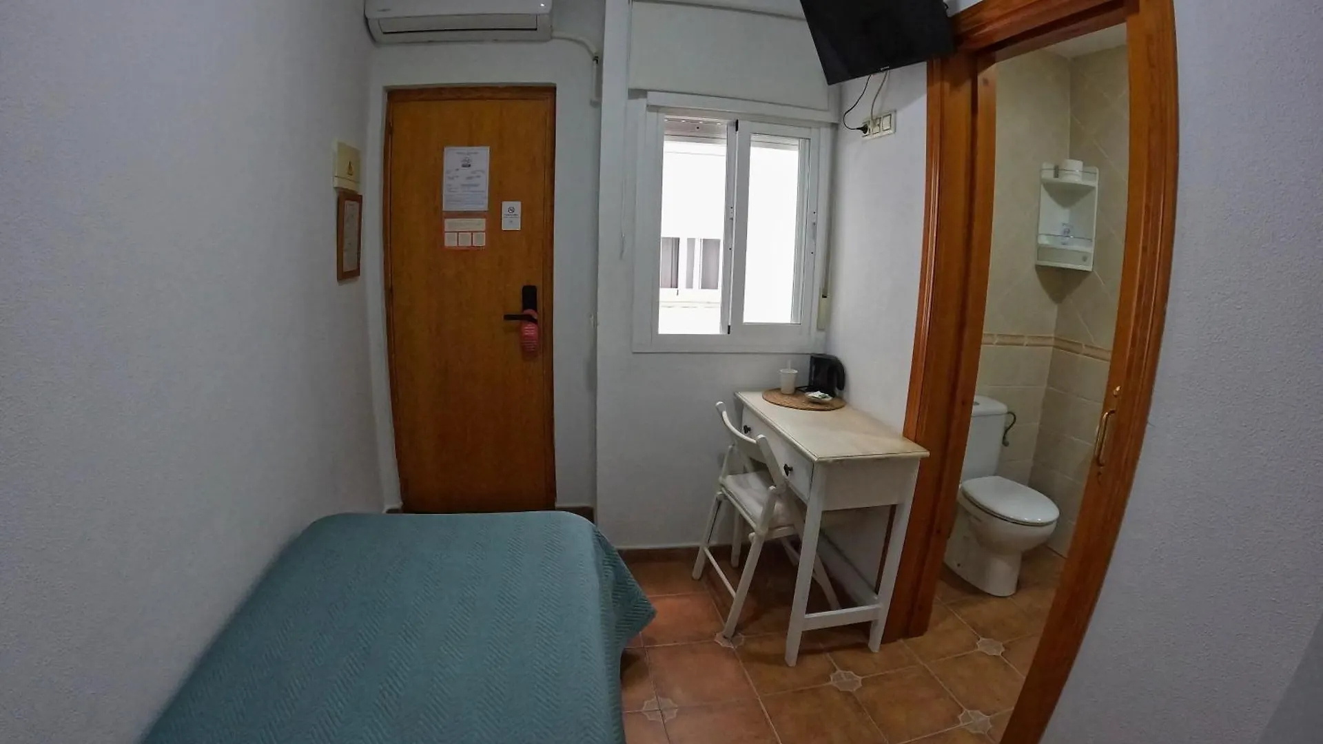 Hostal Canalejas Cádiz 0*,  España